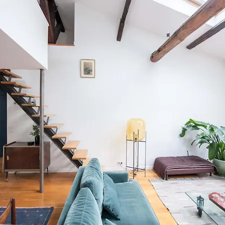 New Modern 2 And A Half Bedroom Loft In St Germain! Paris